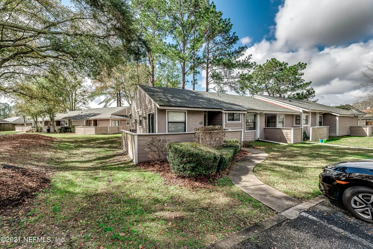 Jacksonville, FL 32244,8432 LONG MEADOW CIR