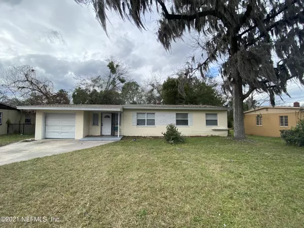 8214 MERIVALE RD, Jacksonville, FL 32208