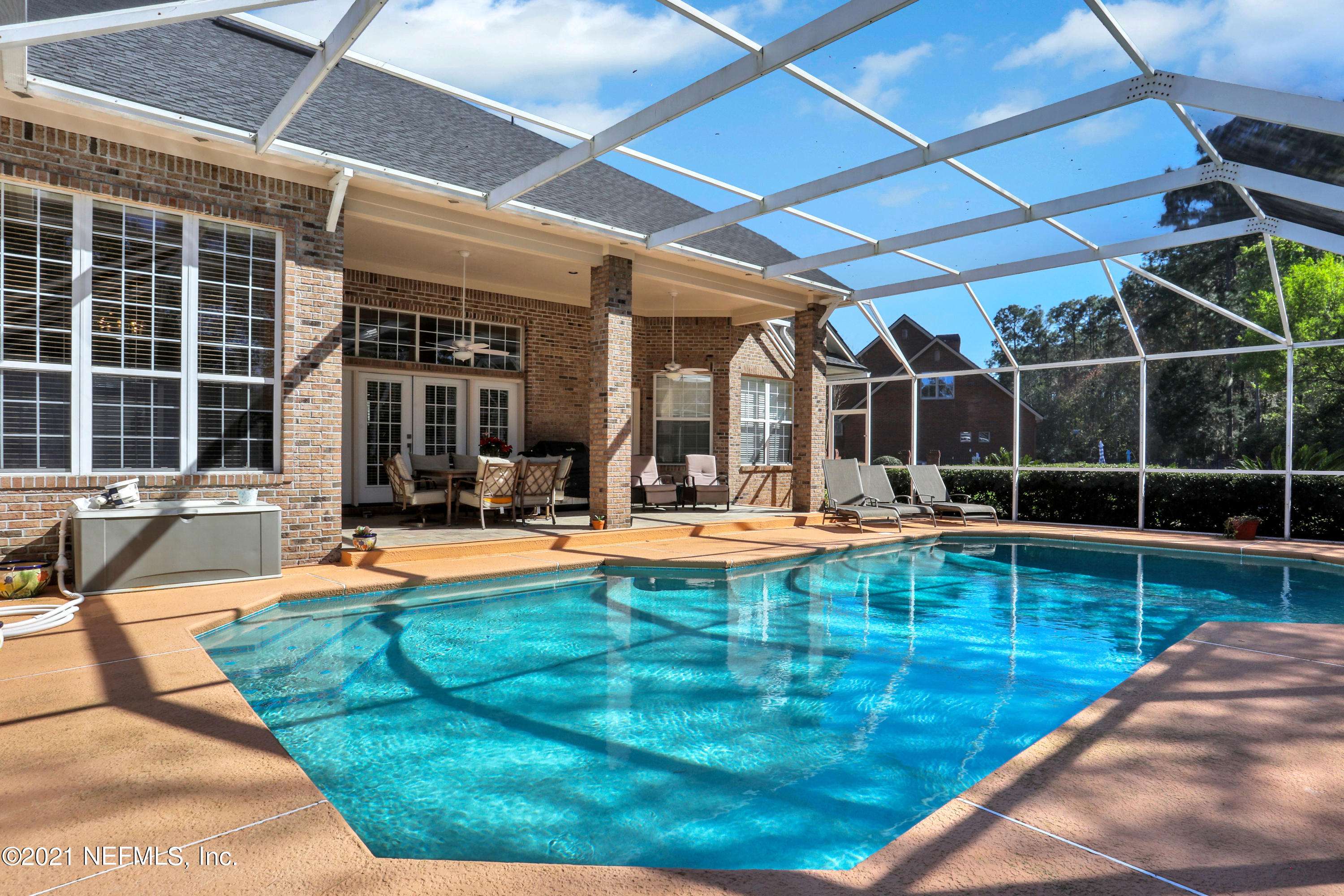 Jacksonville, FL 32256,8436 STABLES RD