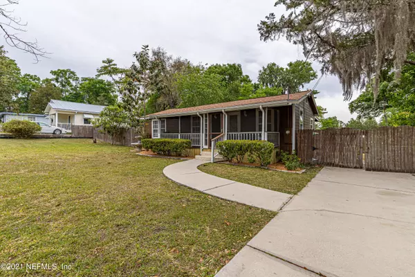 Green Cove Springs, FL 32043,1504 WALNUT ST