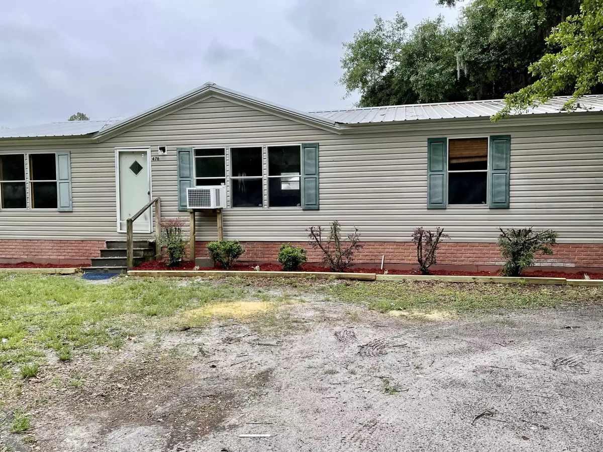 Macclenny, FL 32063,478 RAILROAD AVE W