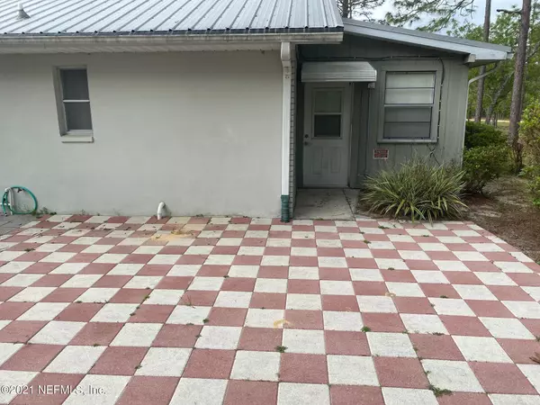 Hawthorne, FL 32640,145 CESSNA DR