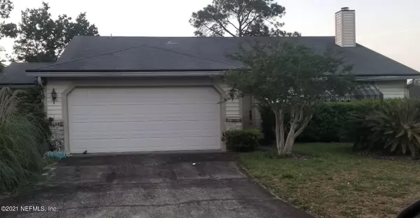 8343 SAND POINT DR S, Jacksonville, FL 32244