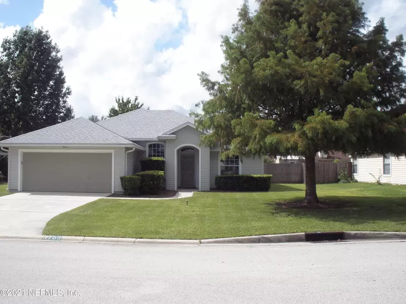 3705 WOODBRIAR DR, Orange Park, FL 32073