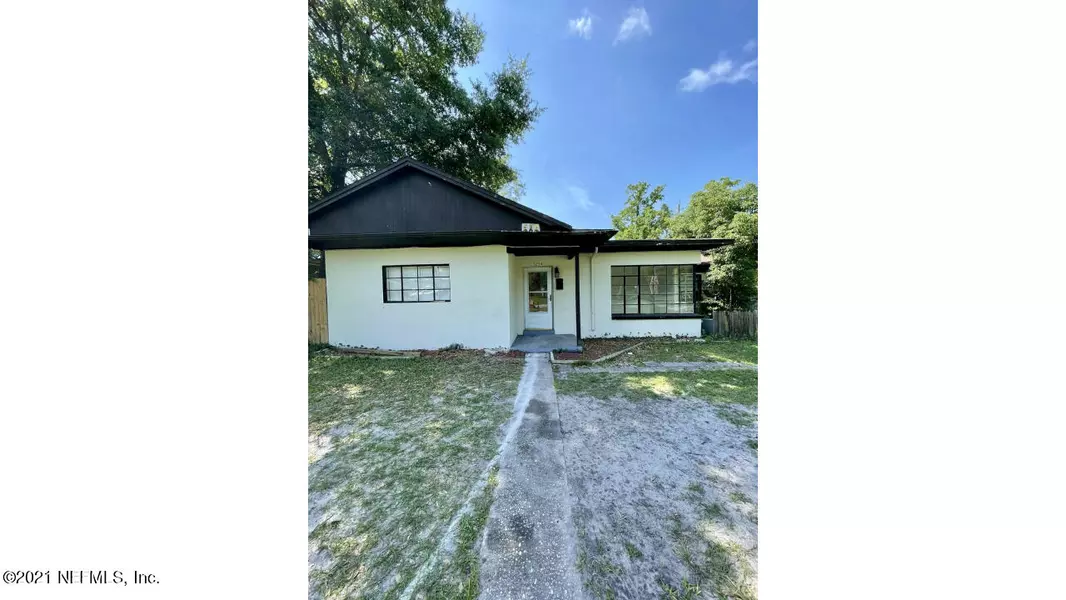 5254 SHIRLEY AVE, Jacksonville, FL 32210