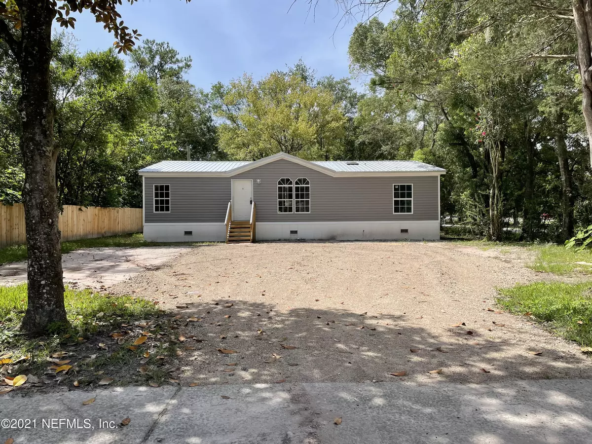 Macclenny, FL 32063,530 LEWIS ST