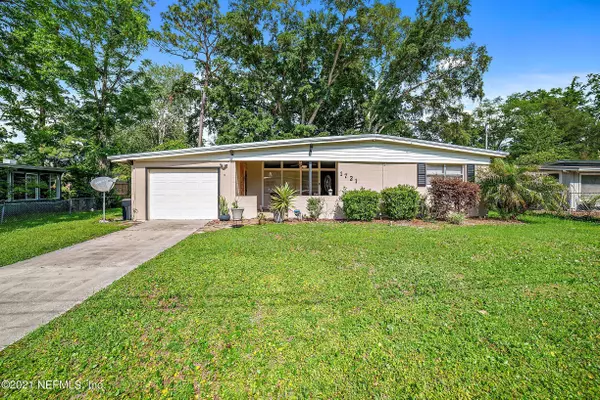 1721 LE BOIS DR, Jacksonville, FL 32221