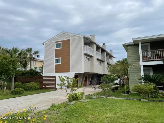 Jacksonville Beach, FL 32250,115 15TH AVE S #B