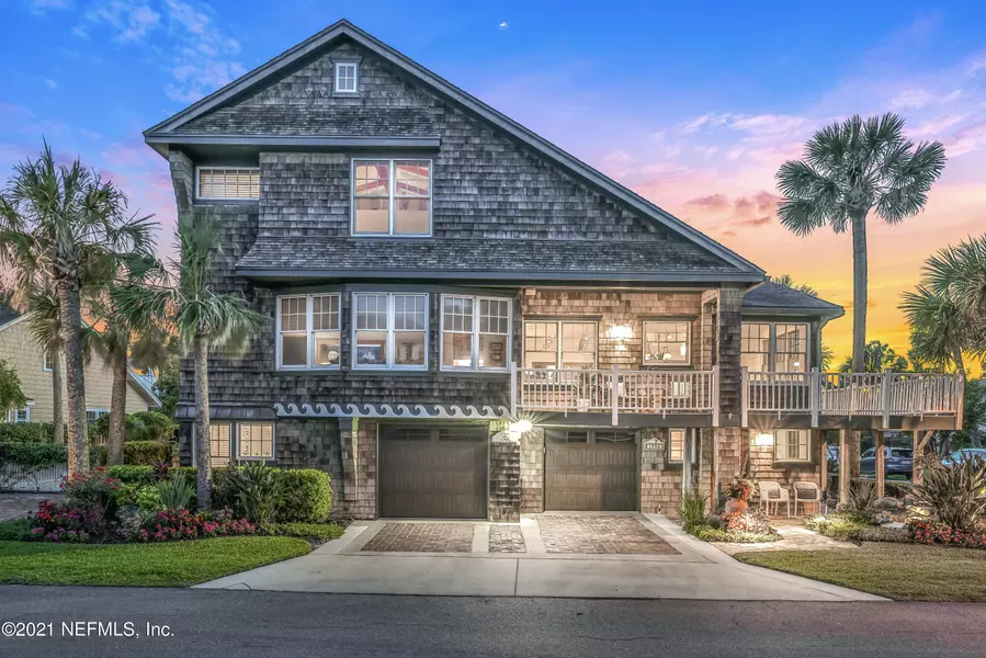 1296 BEACH AVE, Atlantic Beach, FL 32233