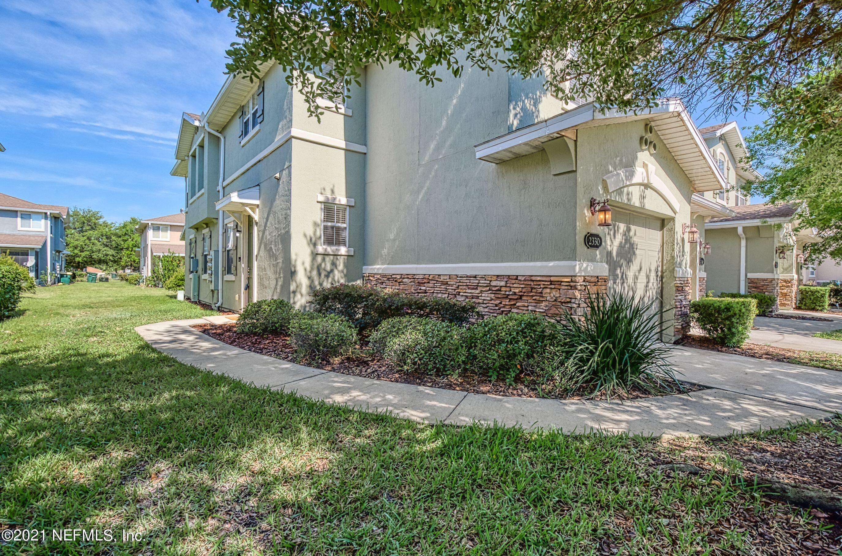 2330 RED MOON DR, Jacksonville, FL 32216