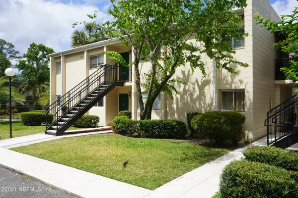 2043 DUNSFORD TER #28, Jacksonville, FL 32207