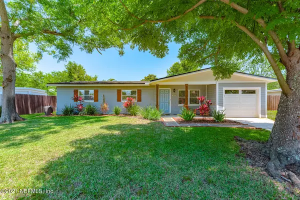 409 OCEANWOOD DR, Neptune Beach, FL 32266