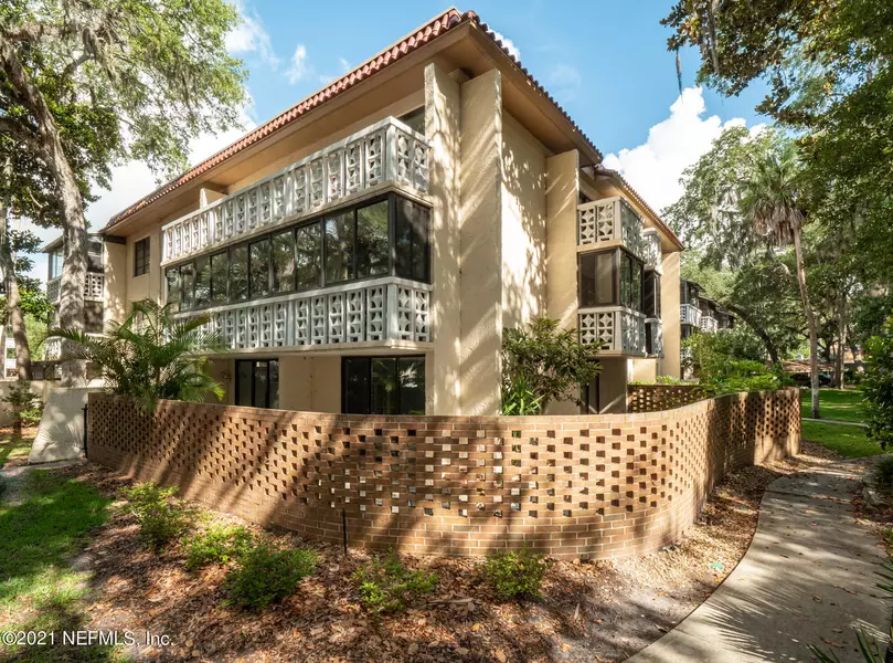 1810 SEVILLA BLVD #104, Atlantic Beach, FL 32233