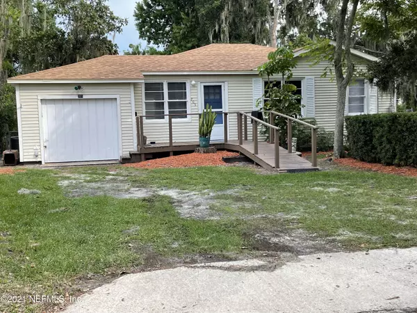 205 BAYARD ST, Green Cove Springs, FL 32043