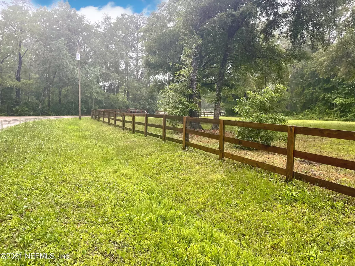 Callahan, FL 32011,54071 FOURACRE CIR