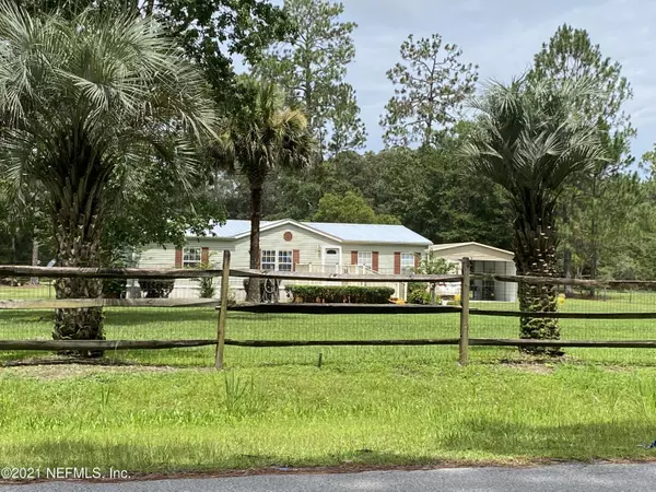 155 WHISPERING PINES RD, Georgetown, FL 32139