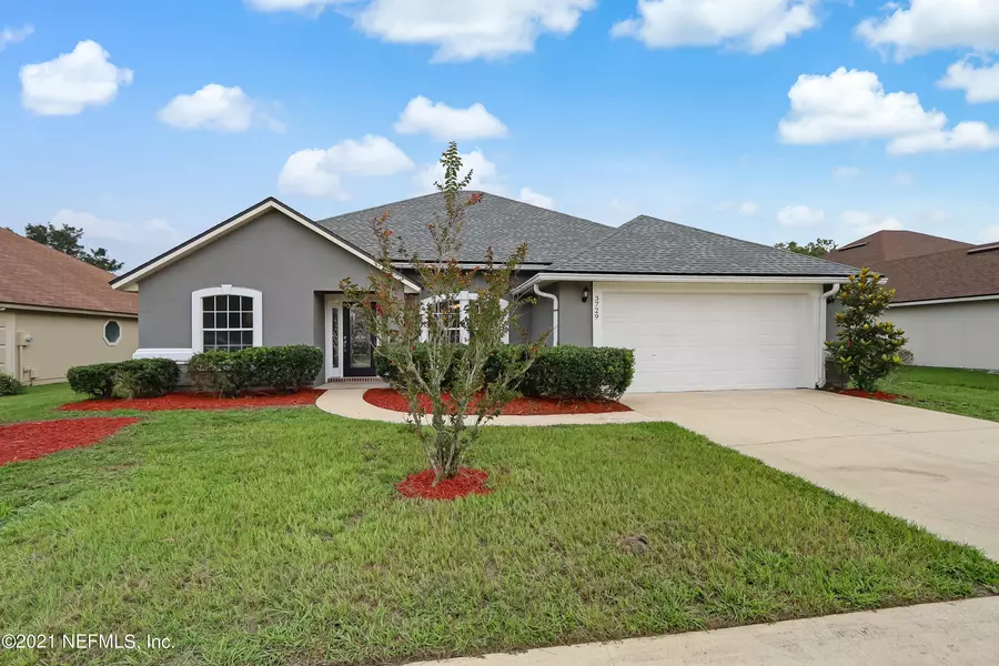 3729 SOUTHBANK CIR, Green Cove Springs, FL 32043