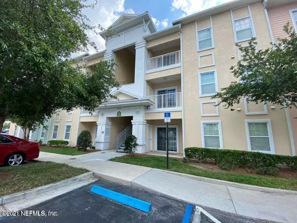 Jacksonville, FL 32256,4990 KEY LIME DR #205
