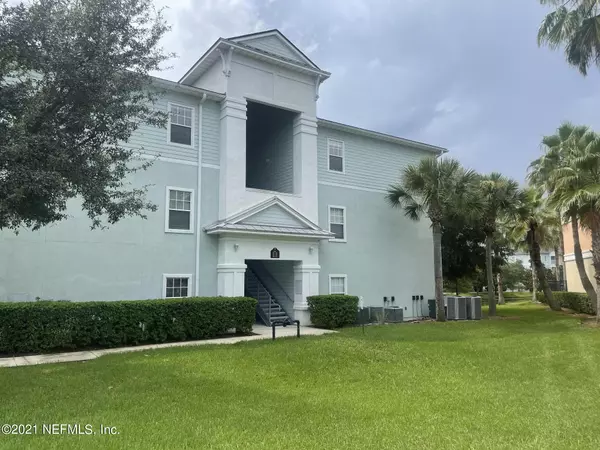 8215 GREEN PARROT RD #201, Jacksonville, FL 32256