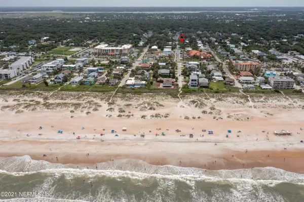 St Augustine Beach, FL 32080,208 8TH ST