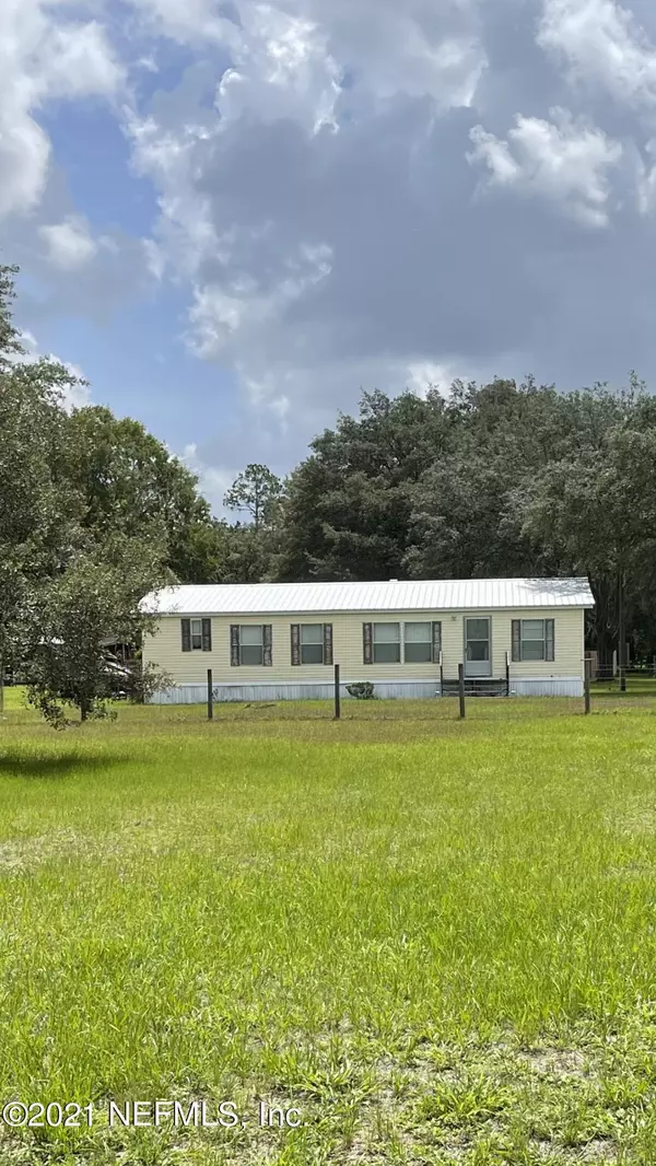 104 BIRCH TRL, Palatka, FL 32177