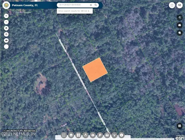 1300 CHAMBERLAIN RD, Satsuma, FL 32189