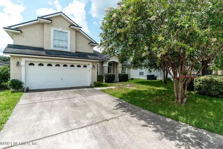 2888 CROSS CREEK DR, Green Cove Springs, FL 32043