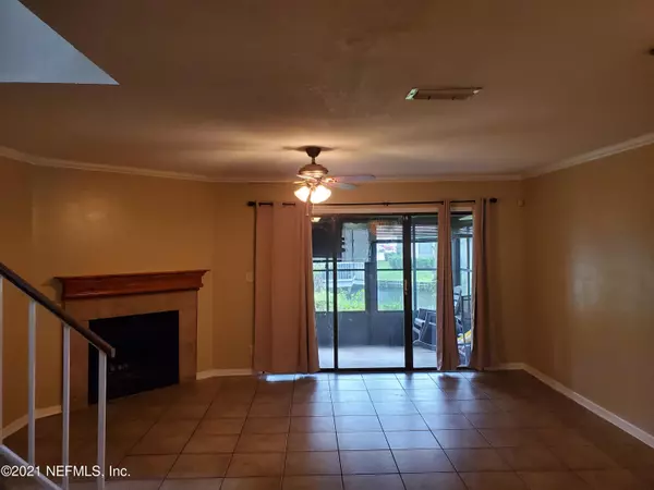 Jacksonville, FL 32256,7701 BAYMEADOWS CIR W #1157