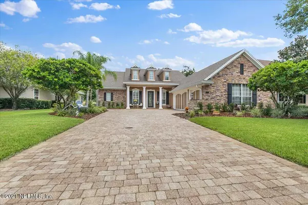 220 ST JOHNS GOLF DR, St Augustine, FL 32092