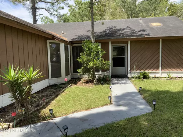 7180 EAGLES PERCH DR DR, Jacksonville, FL 32244