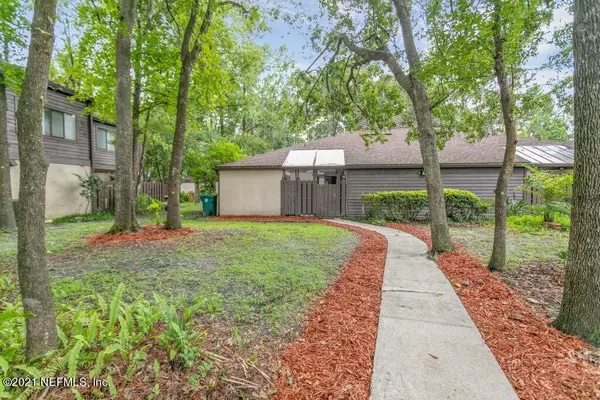 10412 BIG TREE CIR W, Jacksonville, FL 32257