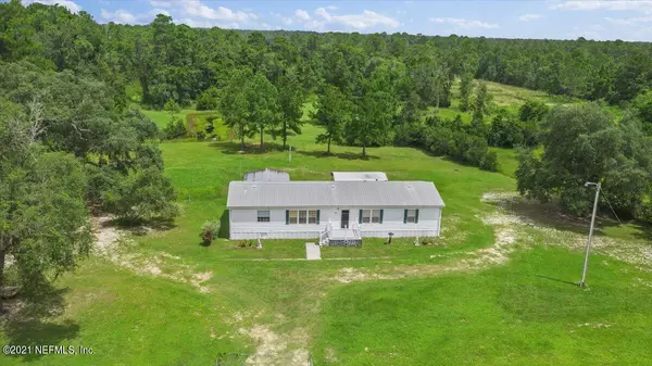 6000 INDIAN TRL, Keystone Heights, FL 32656