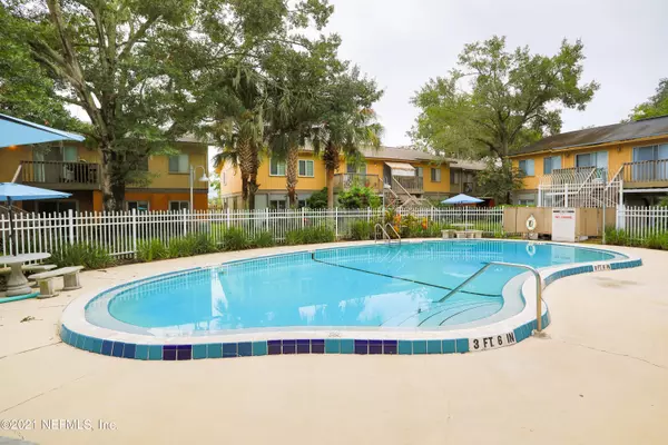 1800 PARK AVE #338, Orange Park, FL 32073