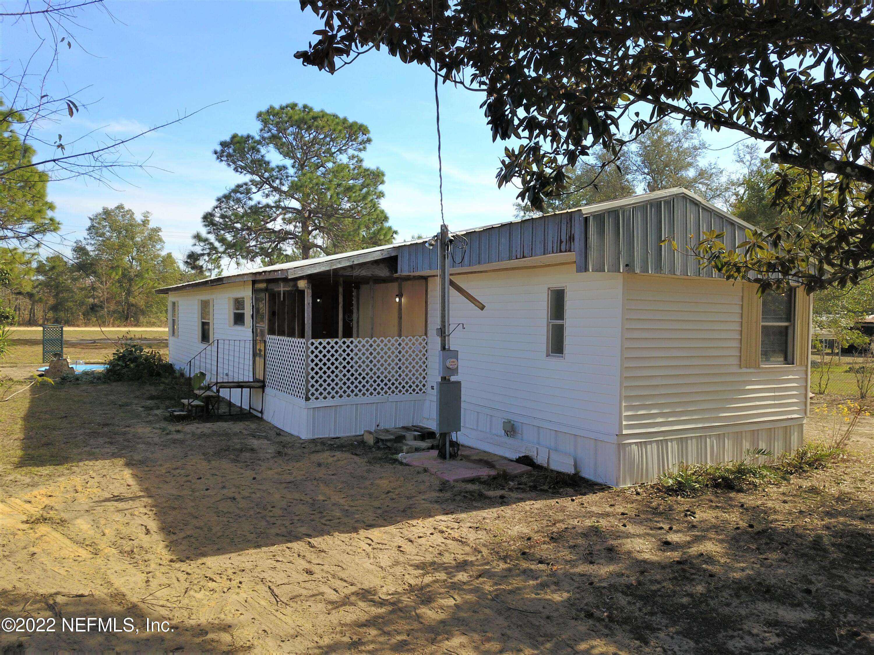 Interlachen, FL 32148,245 MONROE ST