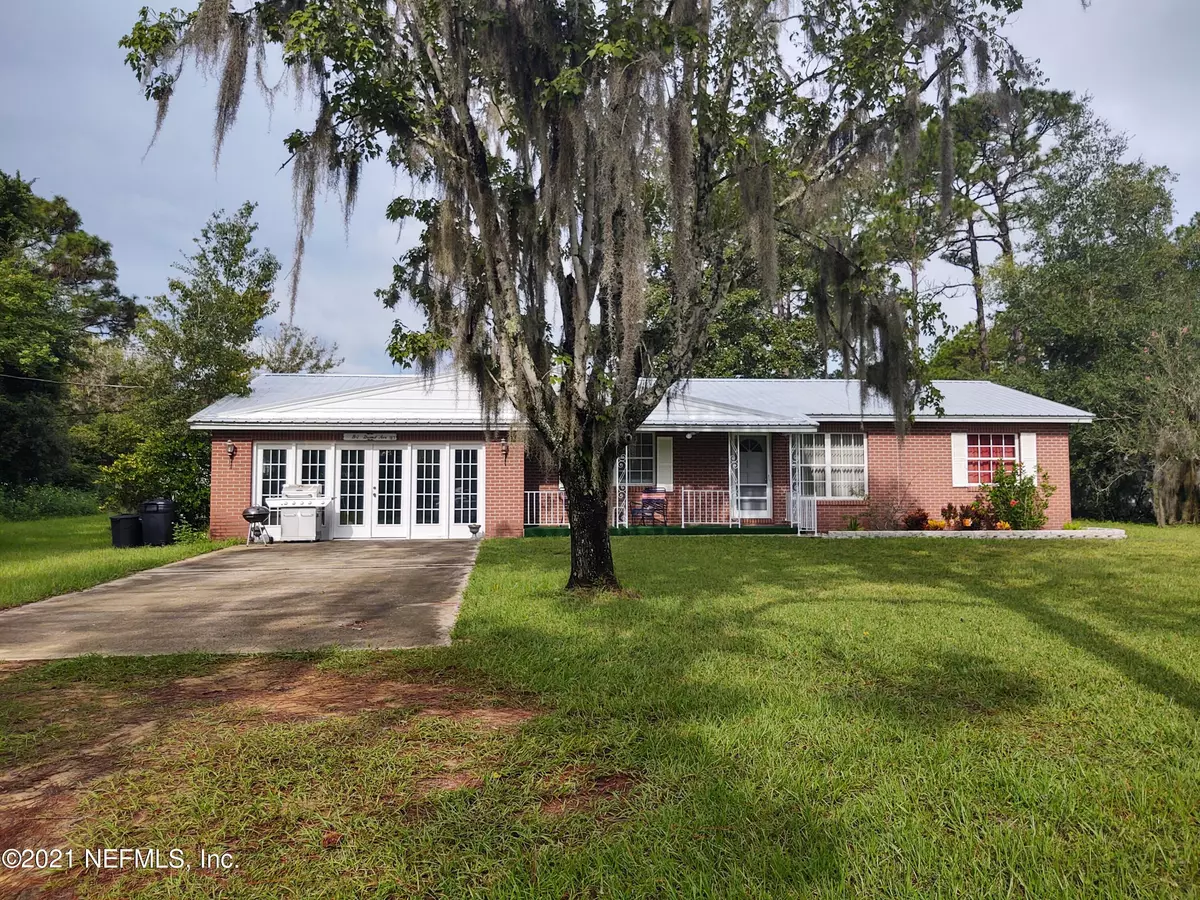 Interlachen, FL 32148,187 N COUNTY ROAD 315