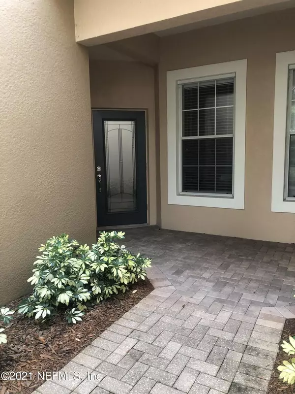 Jacksonville, FL 32256,8601 LITTLE SWIFT CIR #30-F