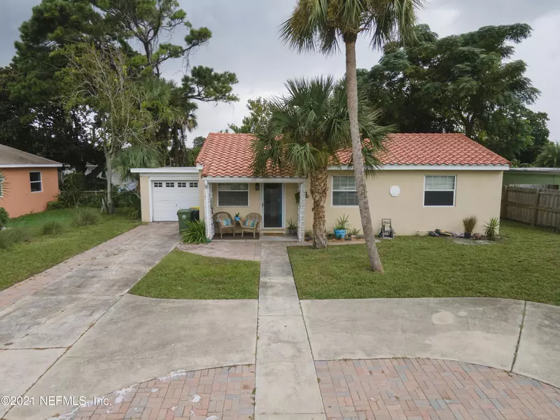 1222 N 9TH ST, Jacksonville Beach, FL 32250