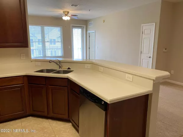 Jacksonville, FL 32224,13364 BEACH BLVD #137