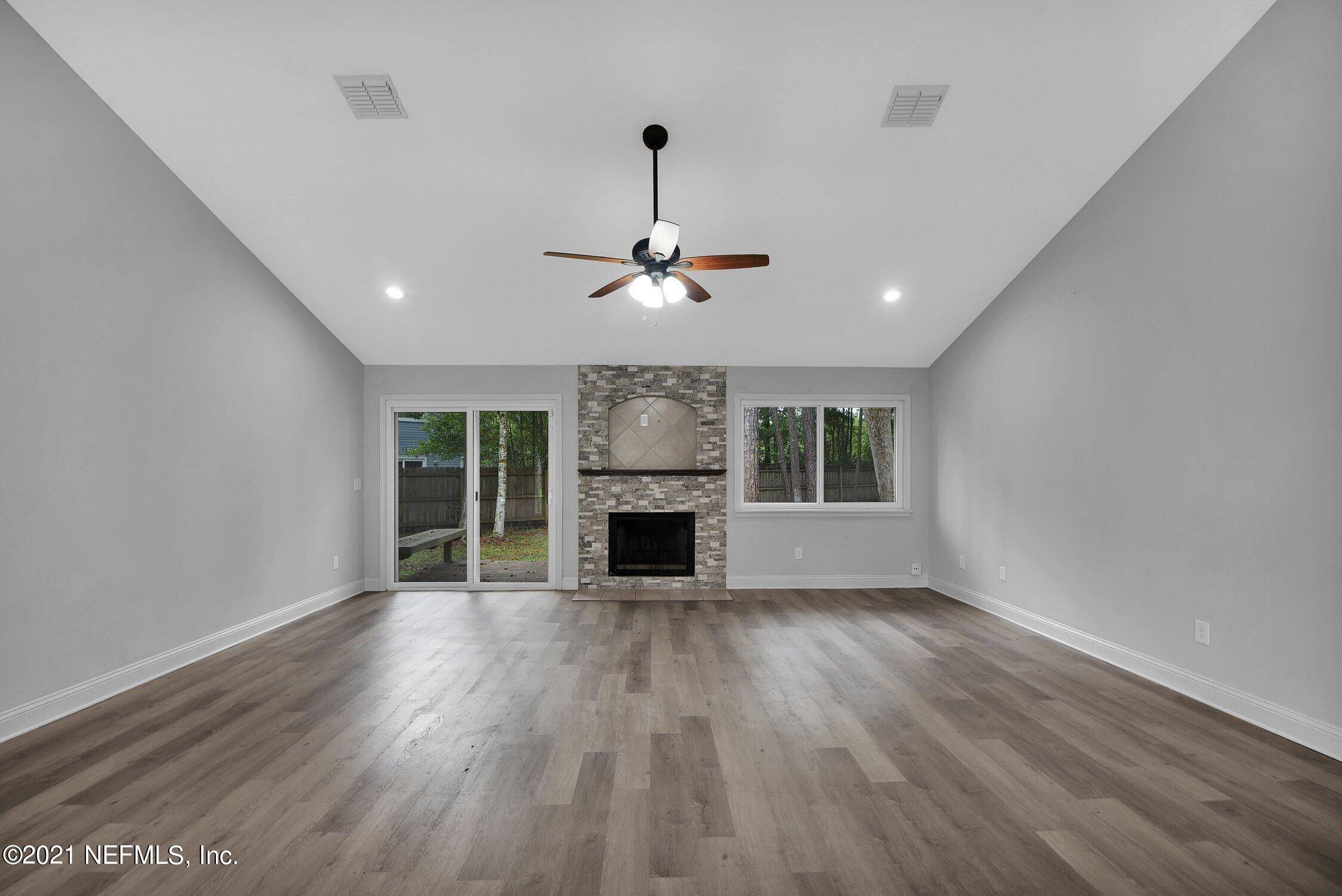 Jacksonville, FL 32244,6852 CORALBERRY LN S