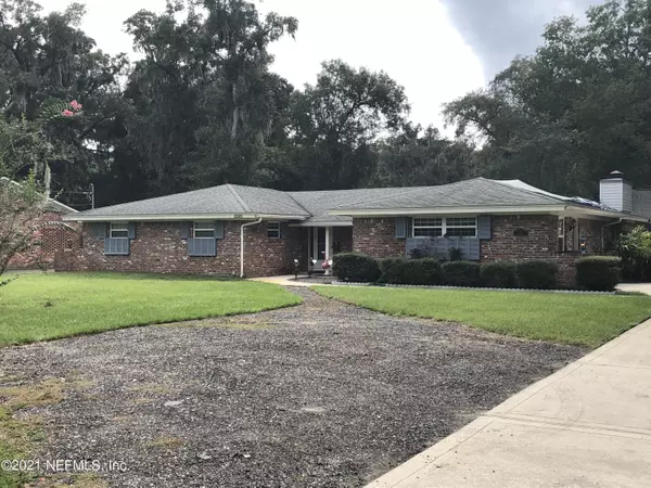 2320 HOLLY LEAF LN, Orange Park, FL 32073