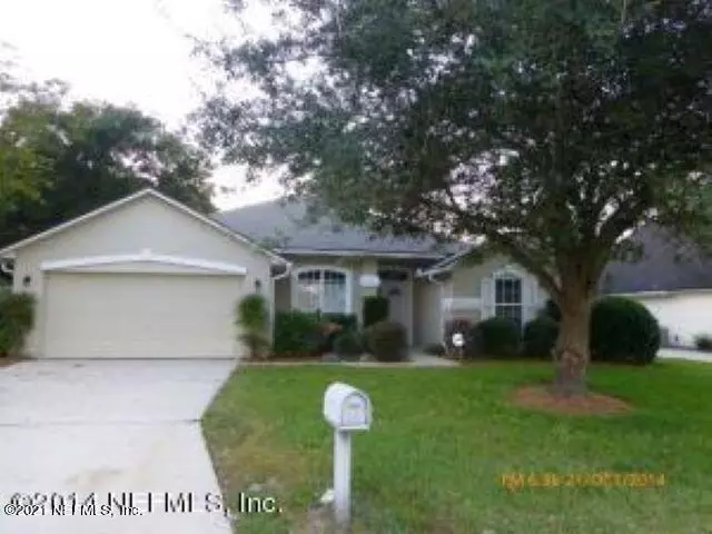 12204 LAKE FERN DR, Jacksonville, FL 32258