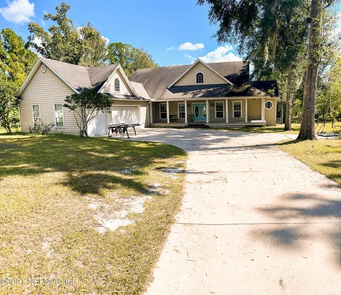 676 LAKE ASBURY DR, Green Cove Springs, FL 32043