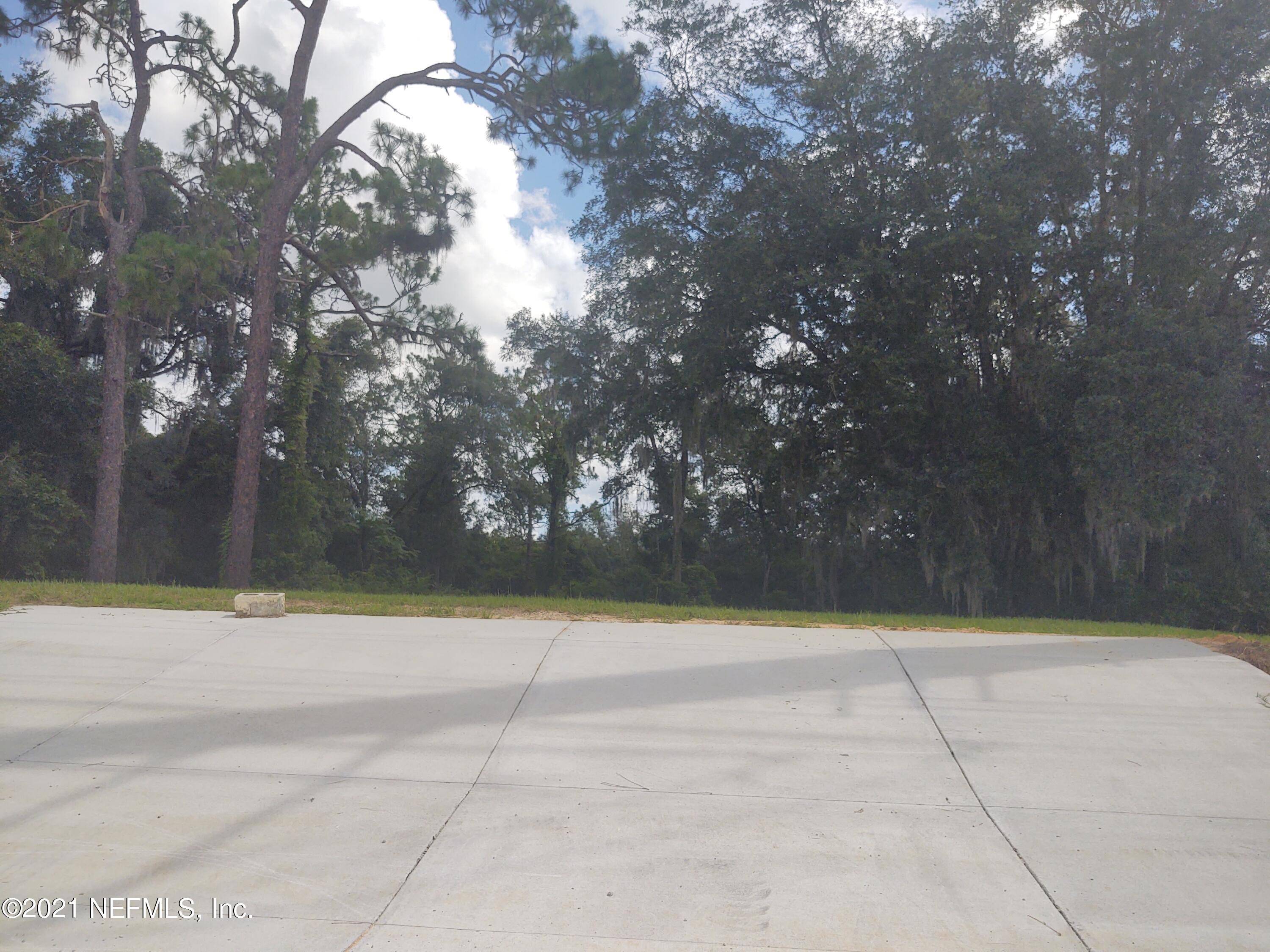 1484 FL-20, Interlachen, FL 32148