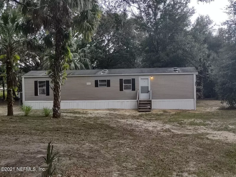 125 DEERSKIN AVE, Satsuma, FL 32189