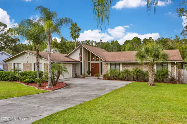 2556 BOTTOMRIDGE DR, Orange Park, FL 32065