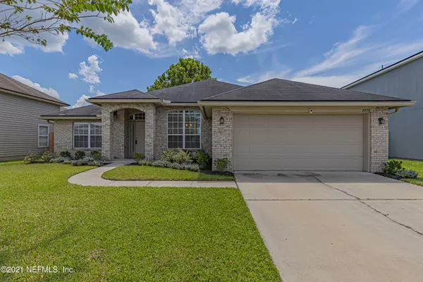 3216 CANYON FALLS DR, Green Cove Springs, FL 32043