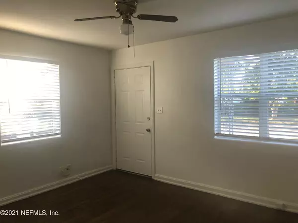 Jacksonville, FL 32204,2553 MYRA ST