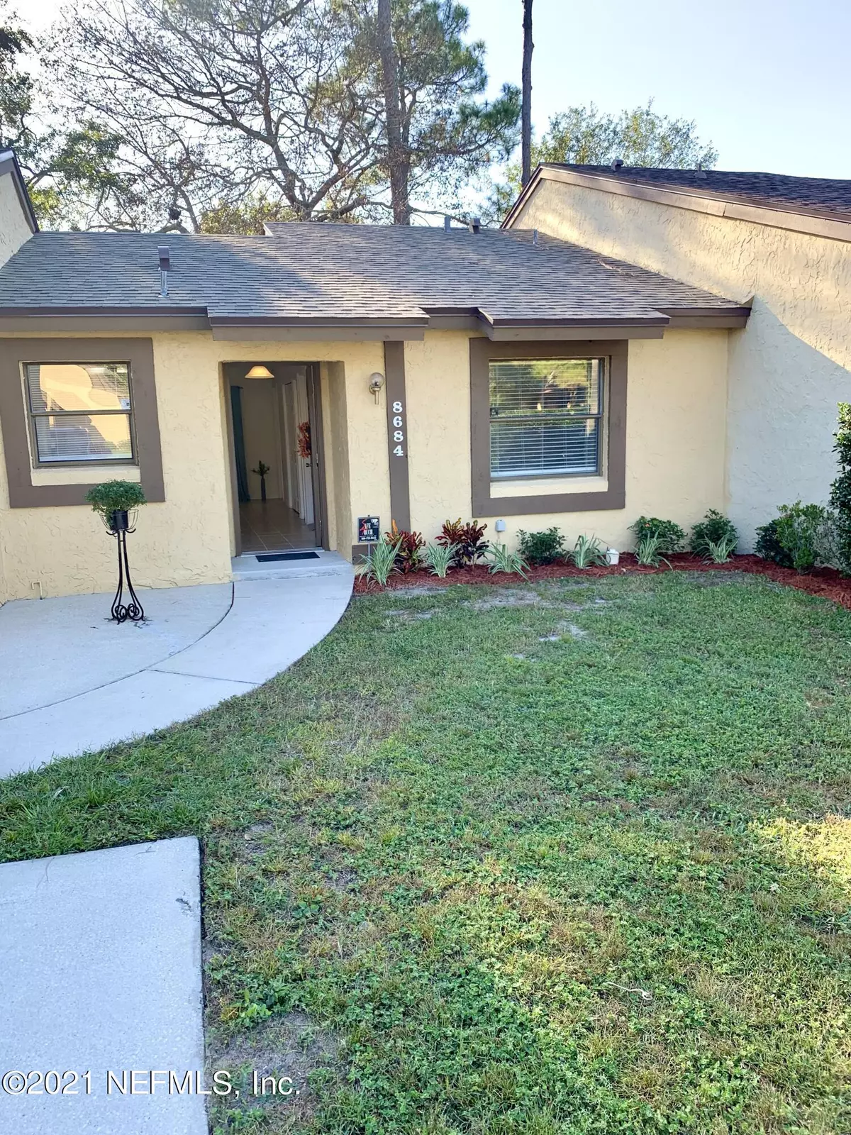 Jacksonville, FL 32217,8684 DEERMOSS WAY W