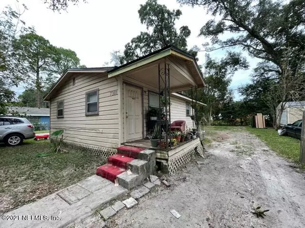 7381 FERNANDINA AVE, Jacksonville, FL 32208