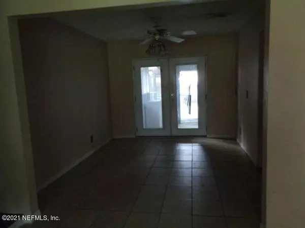 Jacksonville, FL 32244,8079 LAMB CT